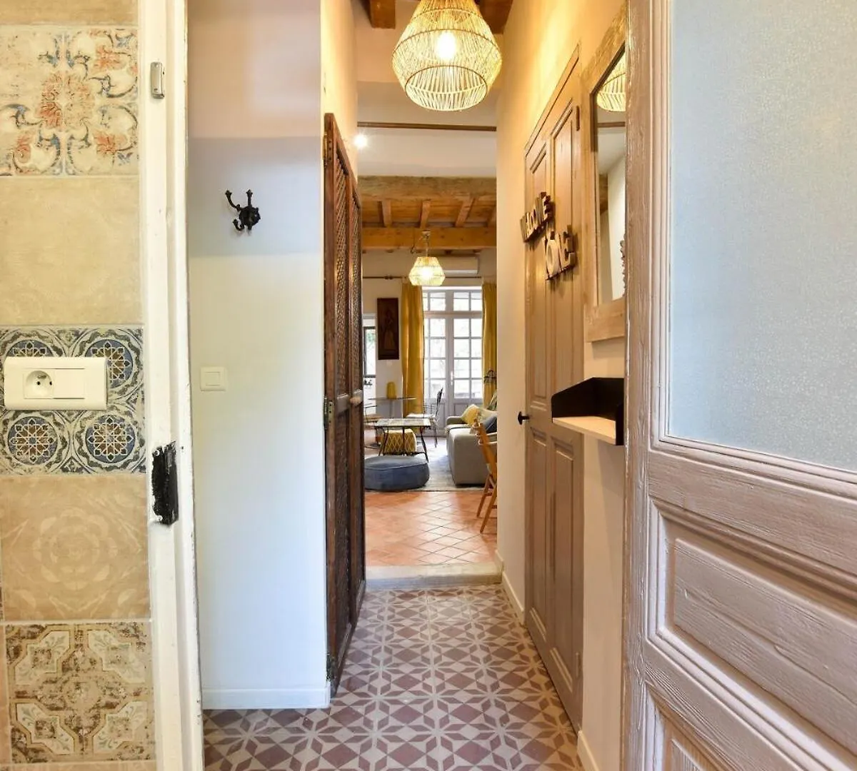 La Suite Lume - Clim Et Terrasse Arles Apartment